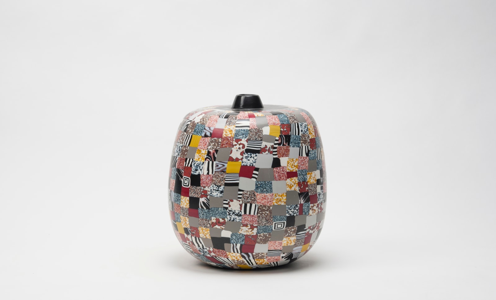 Massimo Micheluzzi, Mosaic Vase, 2019