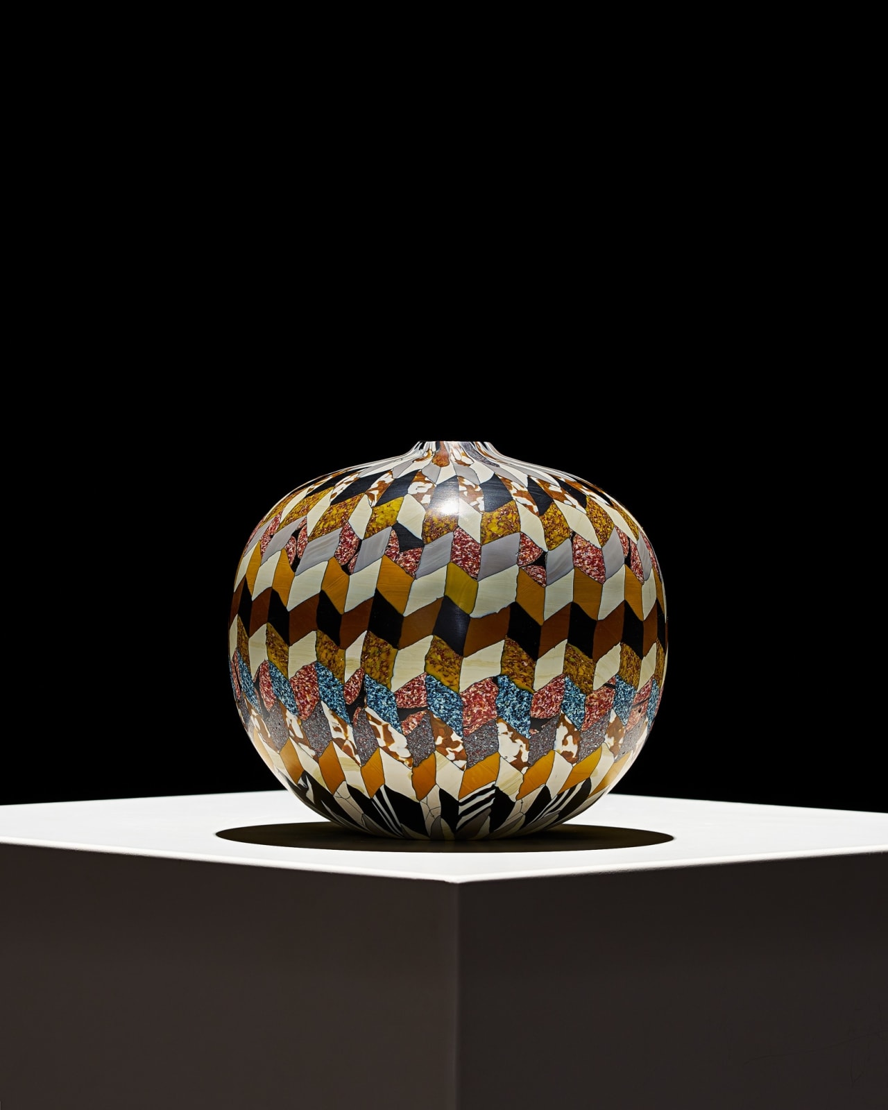 Massimo Micheluzzi, Vaso Mosaico, 2022