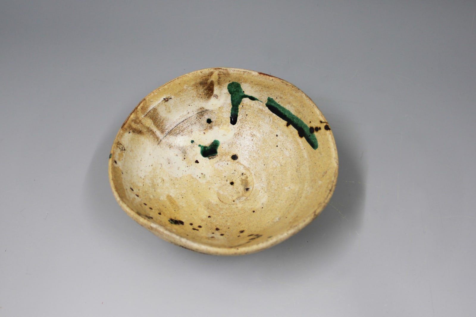 Shiro Tsujimura, Tea Bowl, Oribe Style, Created in Devon, 1993