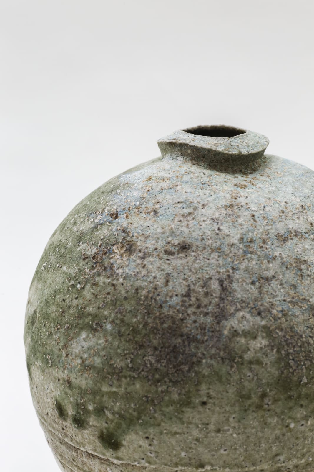 Yui Tsujimura, Natural Ash Pot