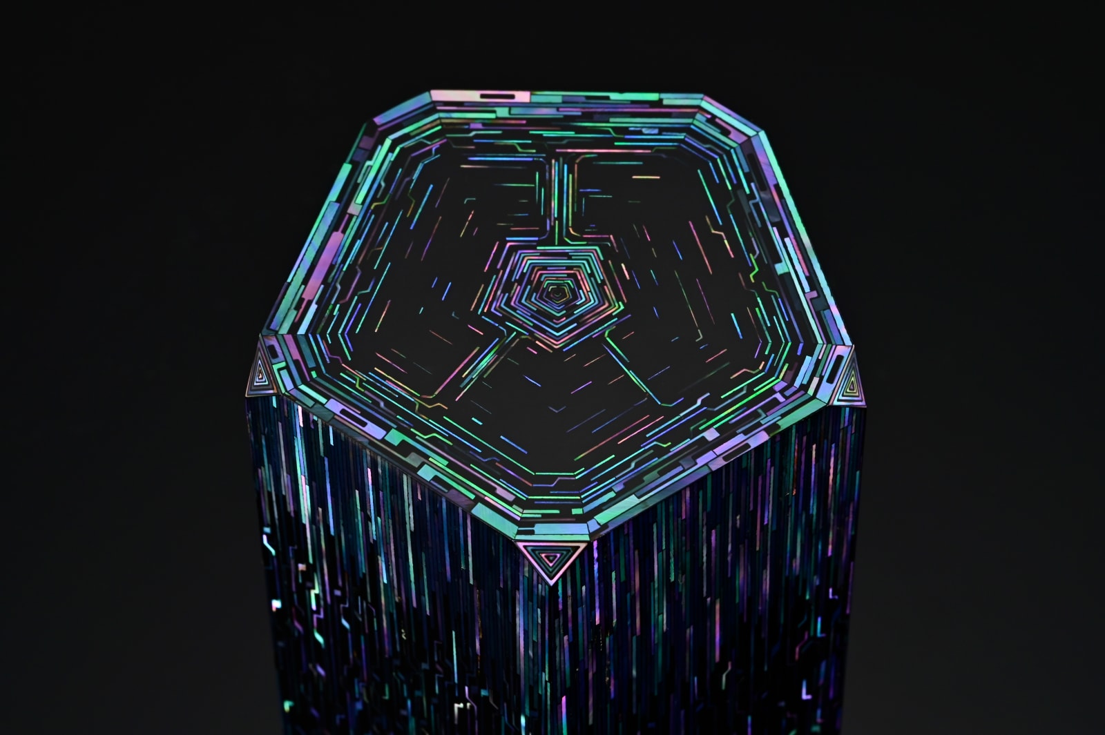 Terumasa Ikeda, "Data Tunnel” Pentagonal Tea Caddy - 電光五角中次, 2023