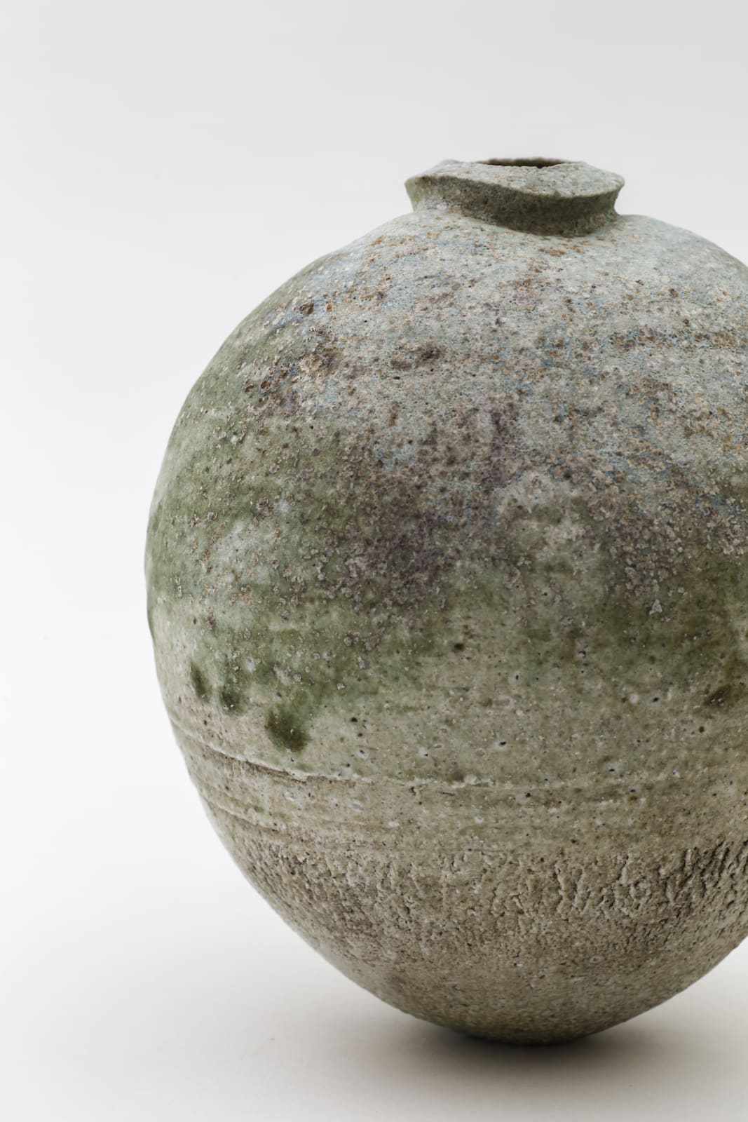 Yui Tsujimura, Natural Ash Pot