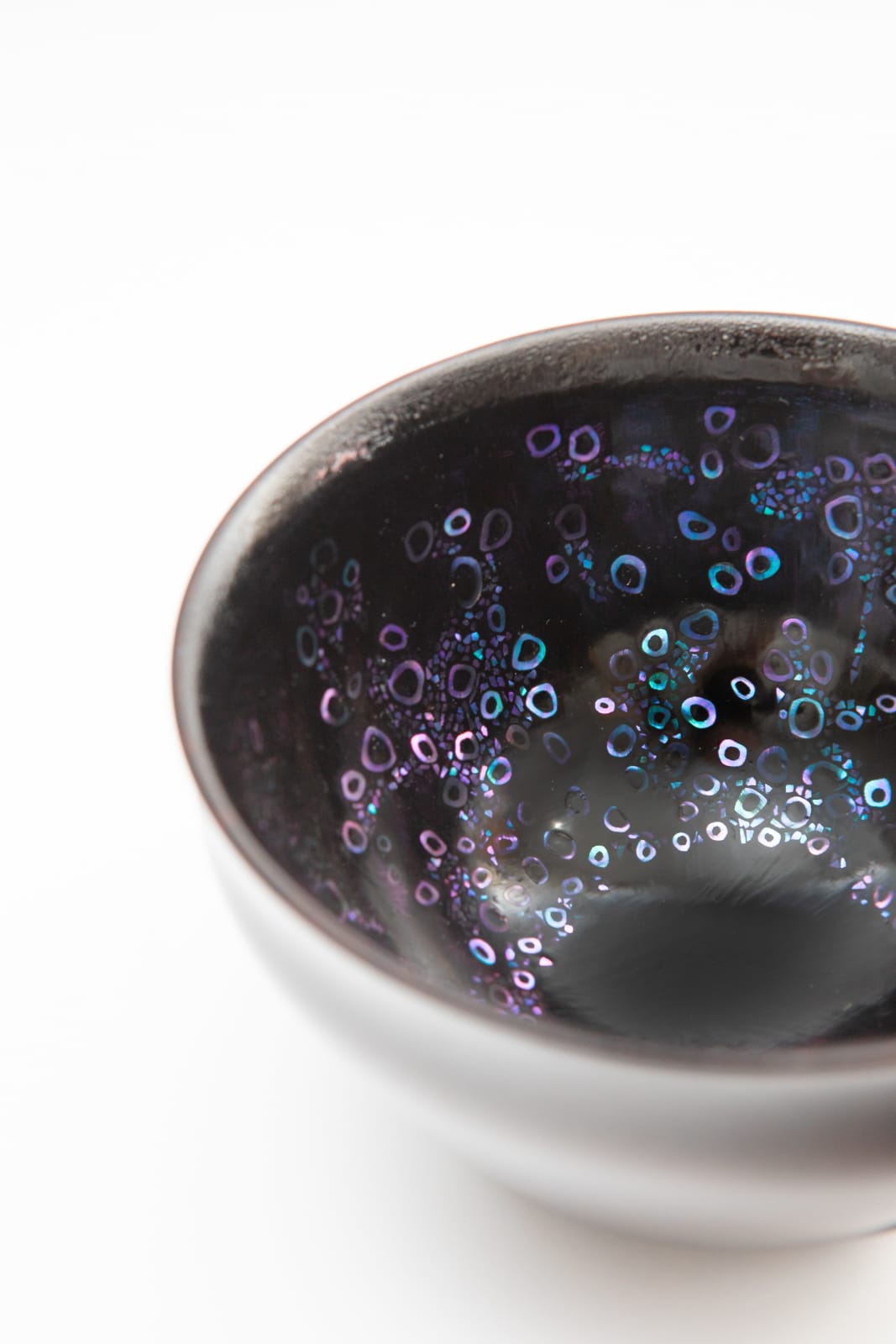 Hideyuki Fujisawa, 螺鈿曜変天杢茶椀 -Mother of Pearl Lacquer Tenmoku Tea Bowl