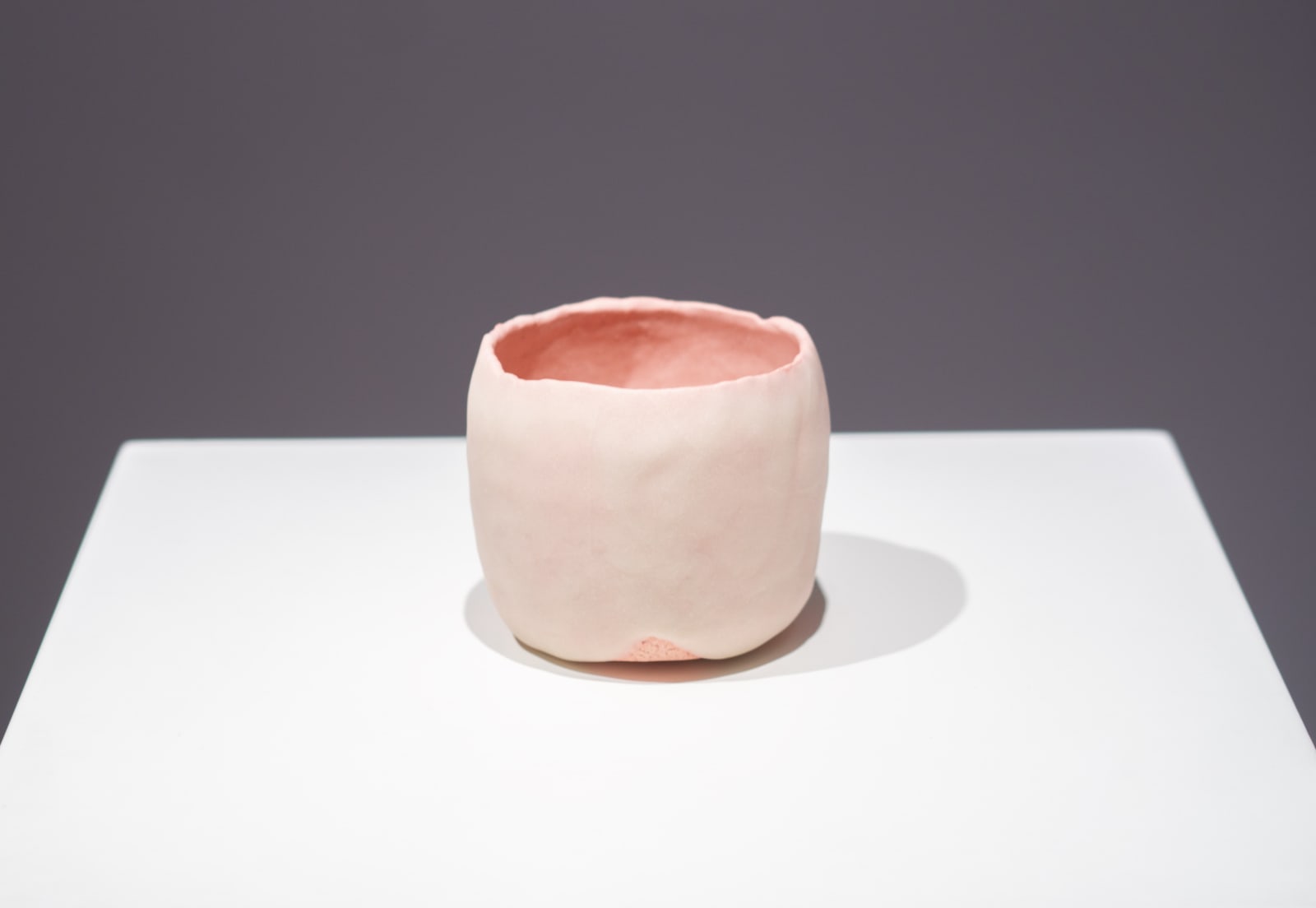 Tomoyuki Hoshino, 茶碗 苺乳 - Strawberry Milk Tea Bowl, 2023