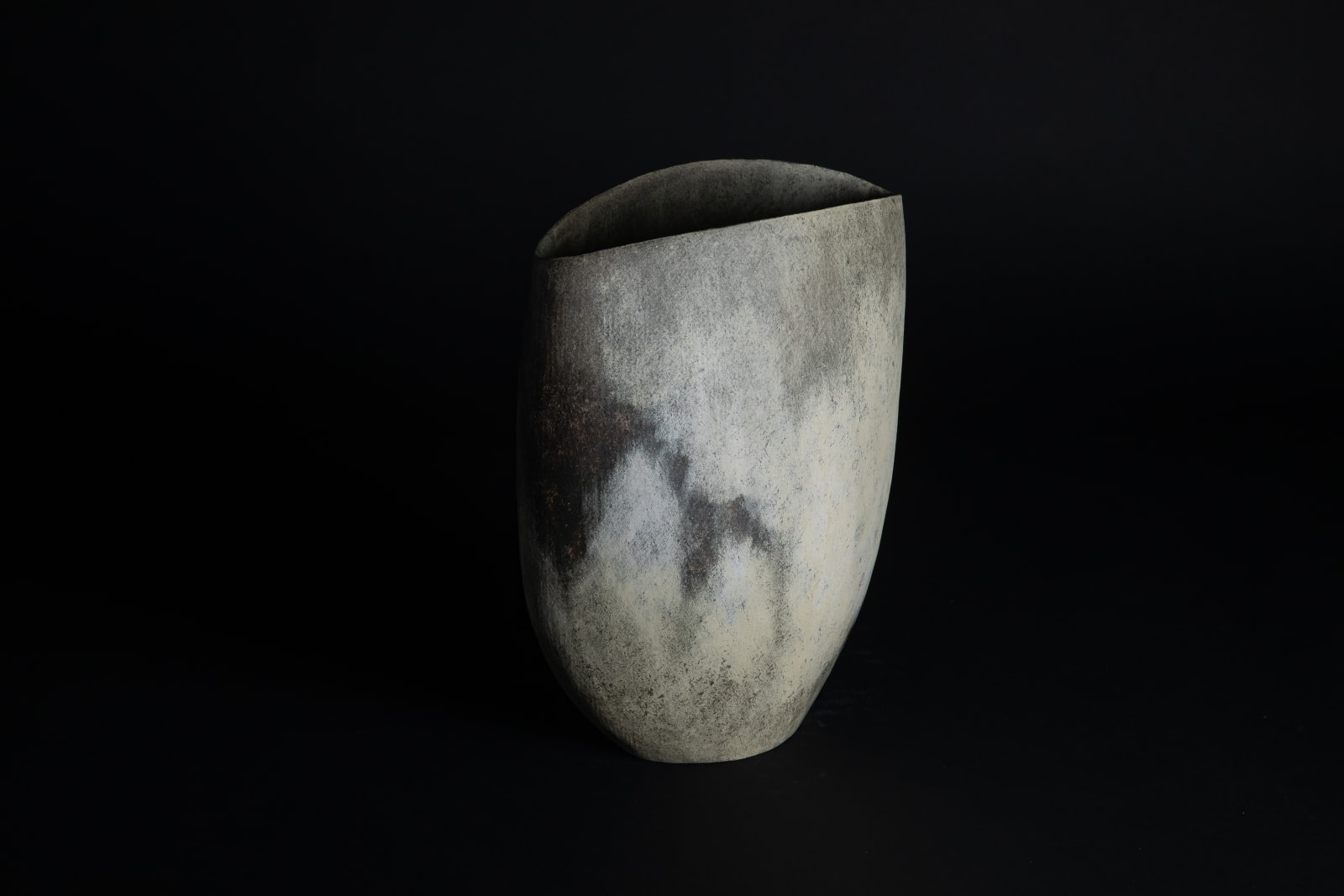 Mitsukuni Misaki, Color-Glazed Mud Vessel XVI - 彩泥器, 2023