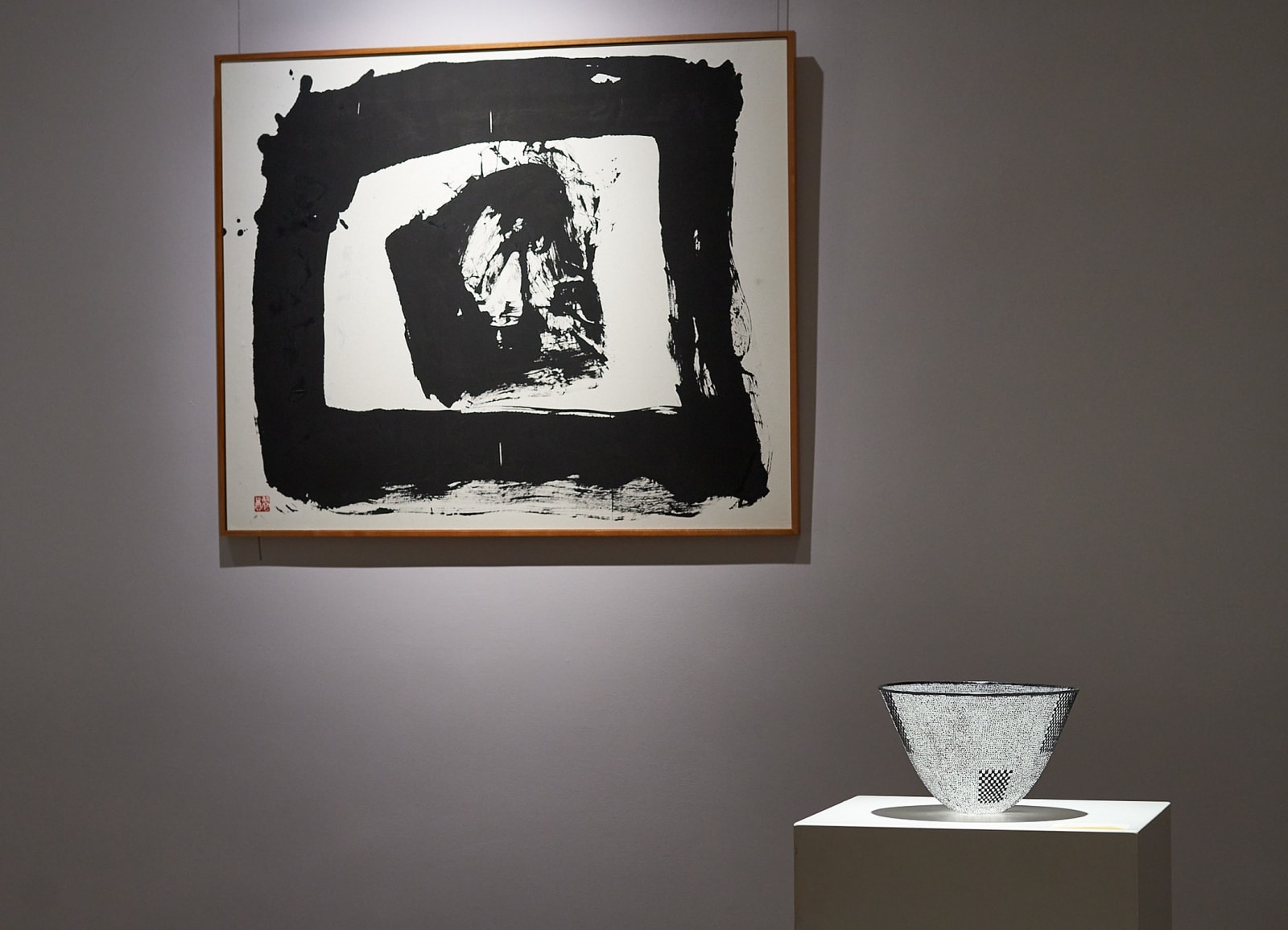 Momoo Omuro, Pate de Verre Bowl (black), 2017