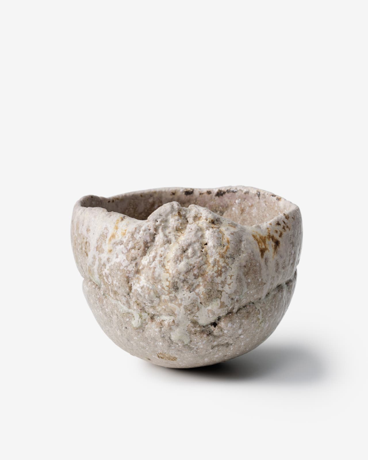 白茶怨 White Tea Bowl | Koichiro Isezaki's Japanese ceramics | Ippodo Gallery Tokyo - New York