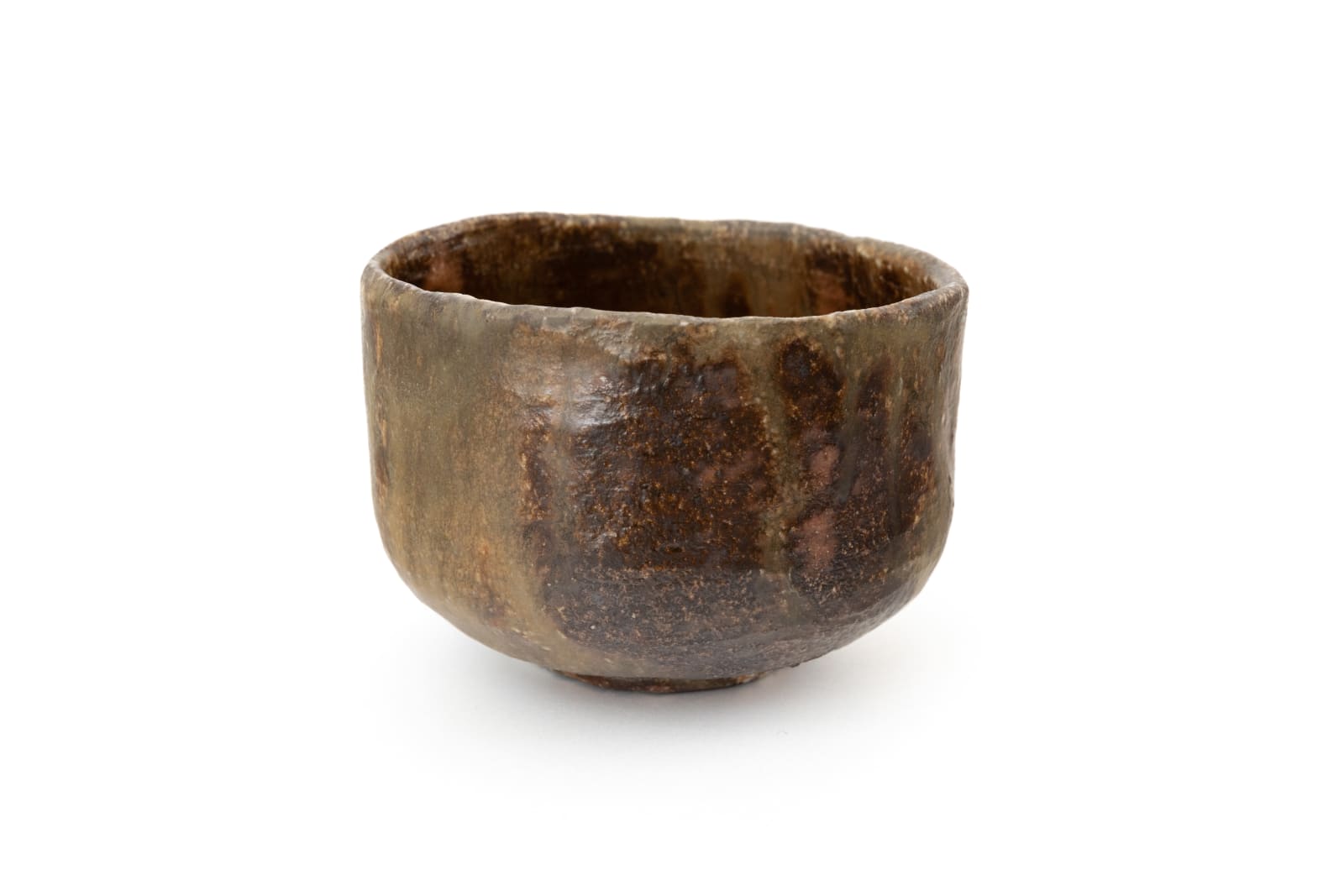 Shion Tabata, Natural Ash Glaze Tea Bowl - 灰釉茶碗| Ippodo Gallery
