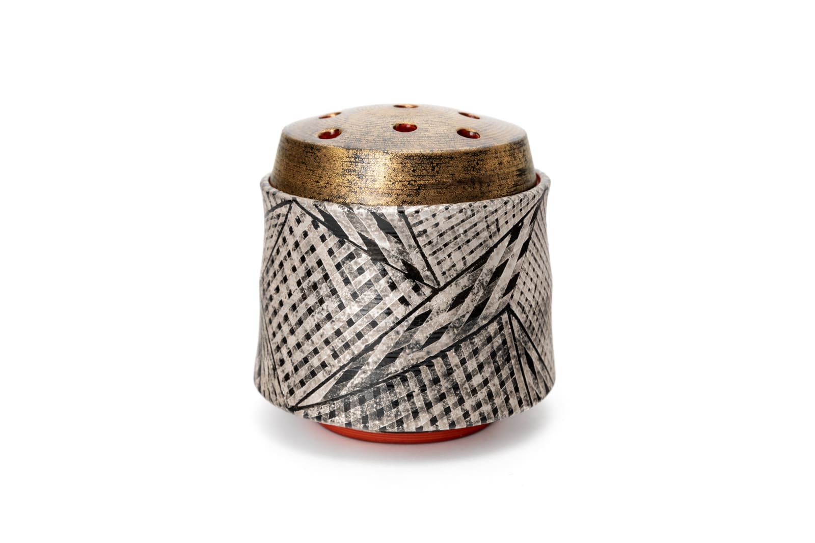 Masahiro Maeda, Incense Burner in Layered Glazes and Overglaze Gold and Silver 色絵金銀彩香炉, 2025