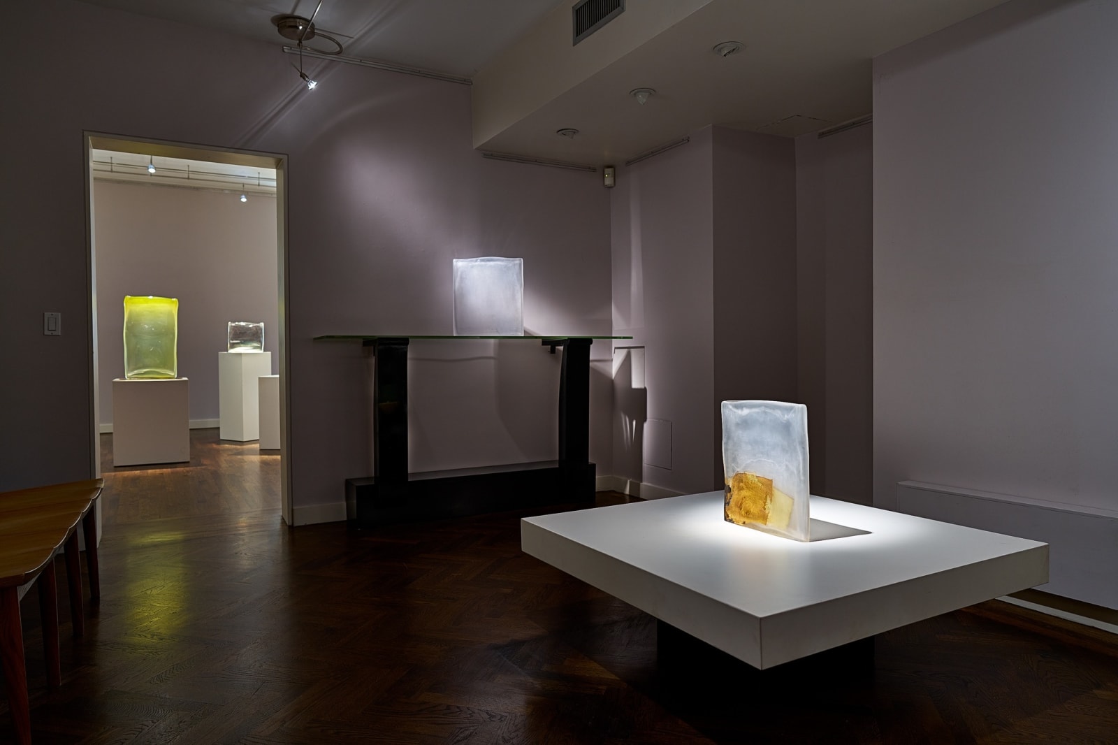 Laura de Santillana, Yellow, 2013