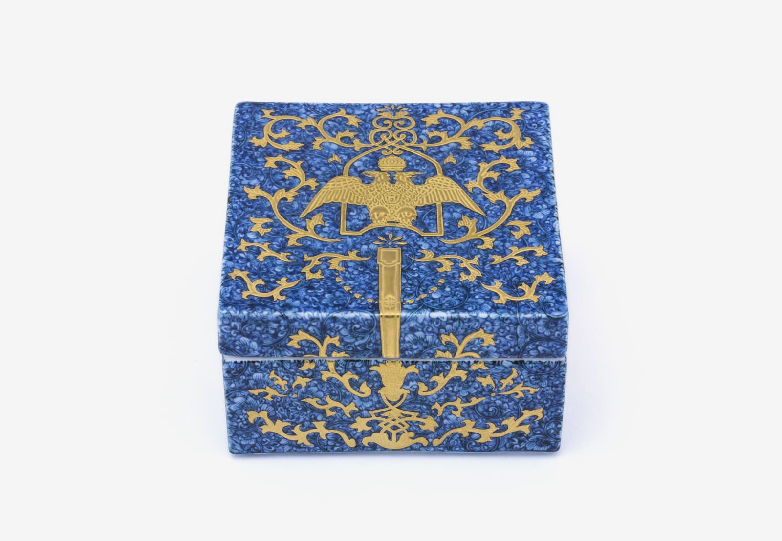 Yuki Hayama, Memory Box: Imperial Gift of an Iznik Blue II