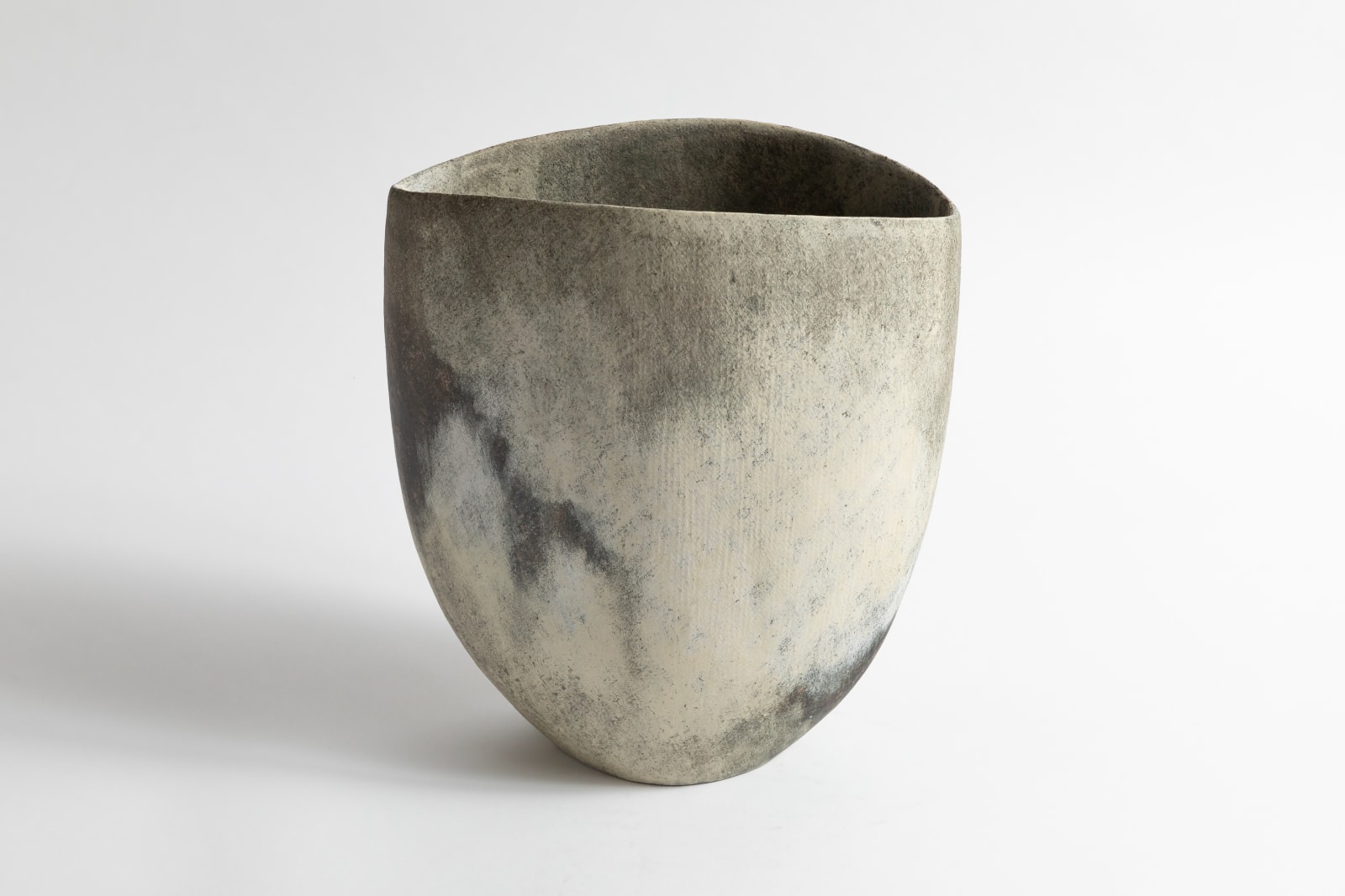 Mitsukuni Misaki, Color-Glazed Mud Vessel XVI - 彩泥器, 2023