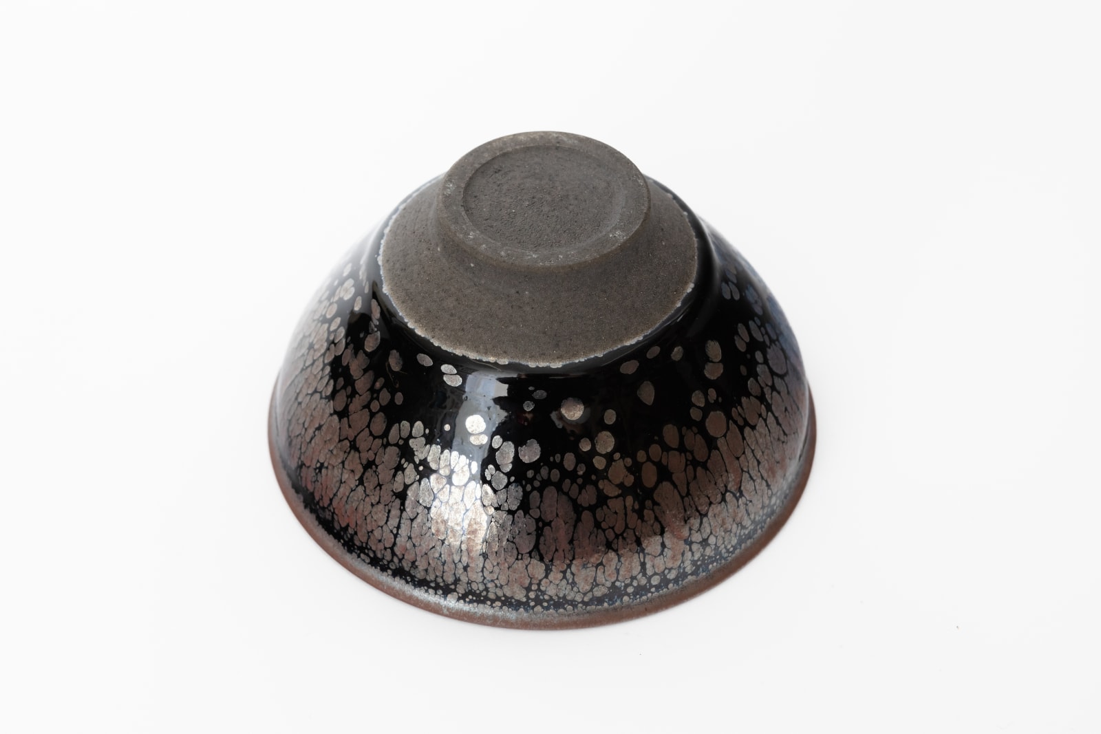 Noriyuki Furutani, Yuteki Tenmoku Tea Bowl (fired in anagama kiln) - 油滴天目茶盌（穴窯焼成）