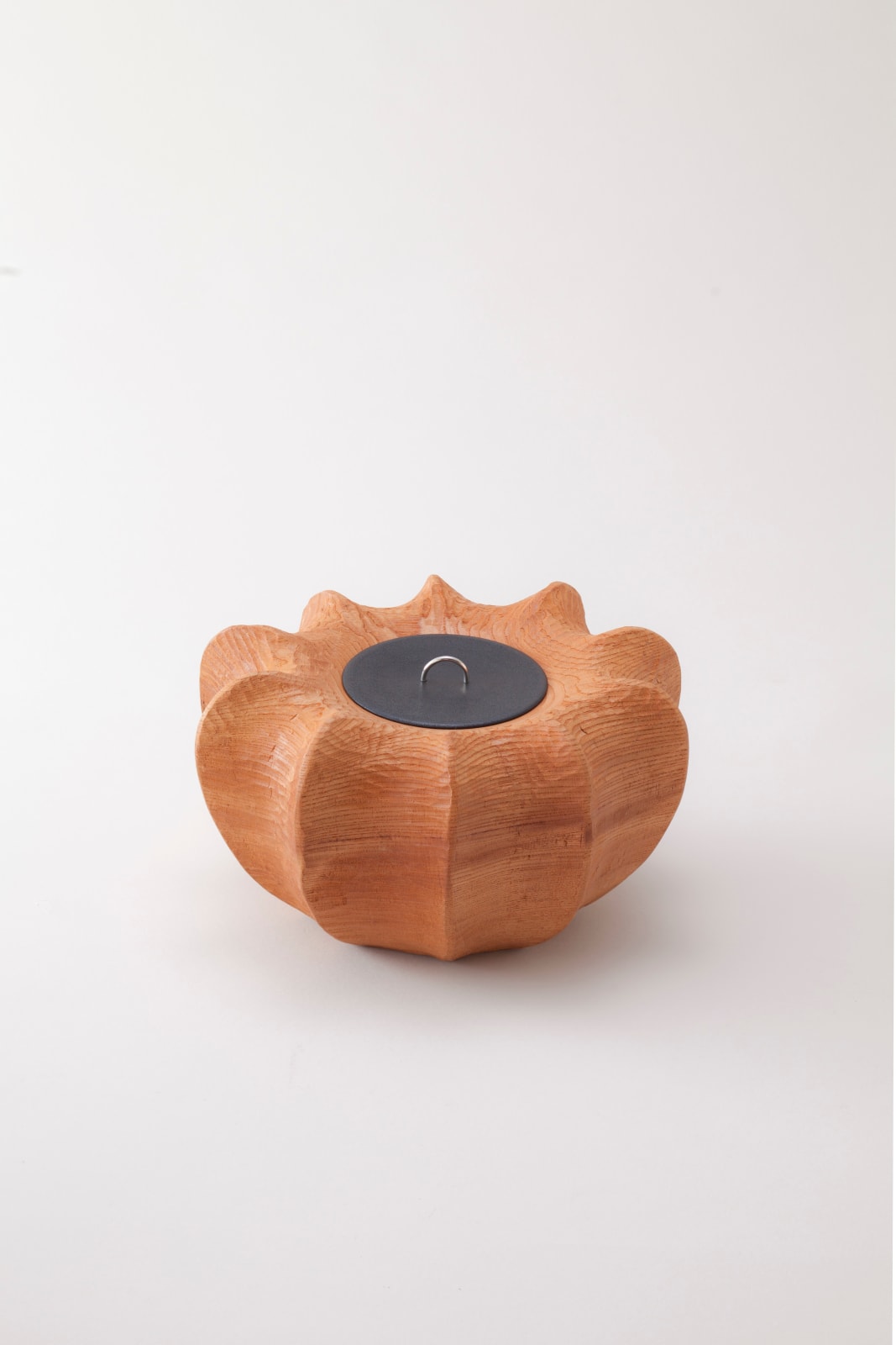 Jihei Murase, Furrowed Zelkova Water Jar, 2022