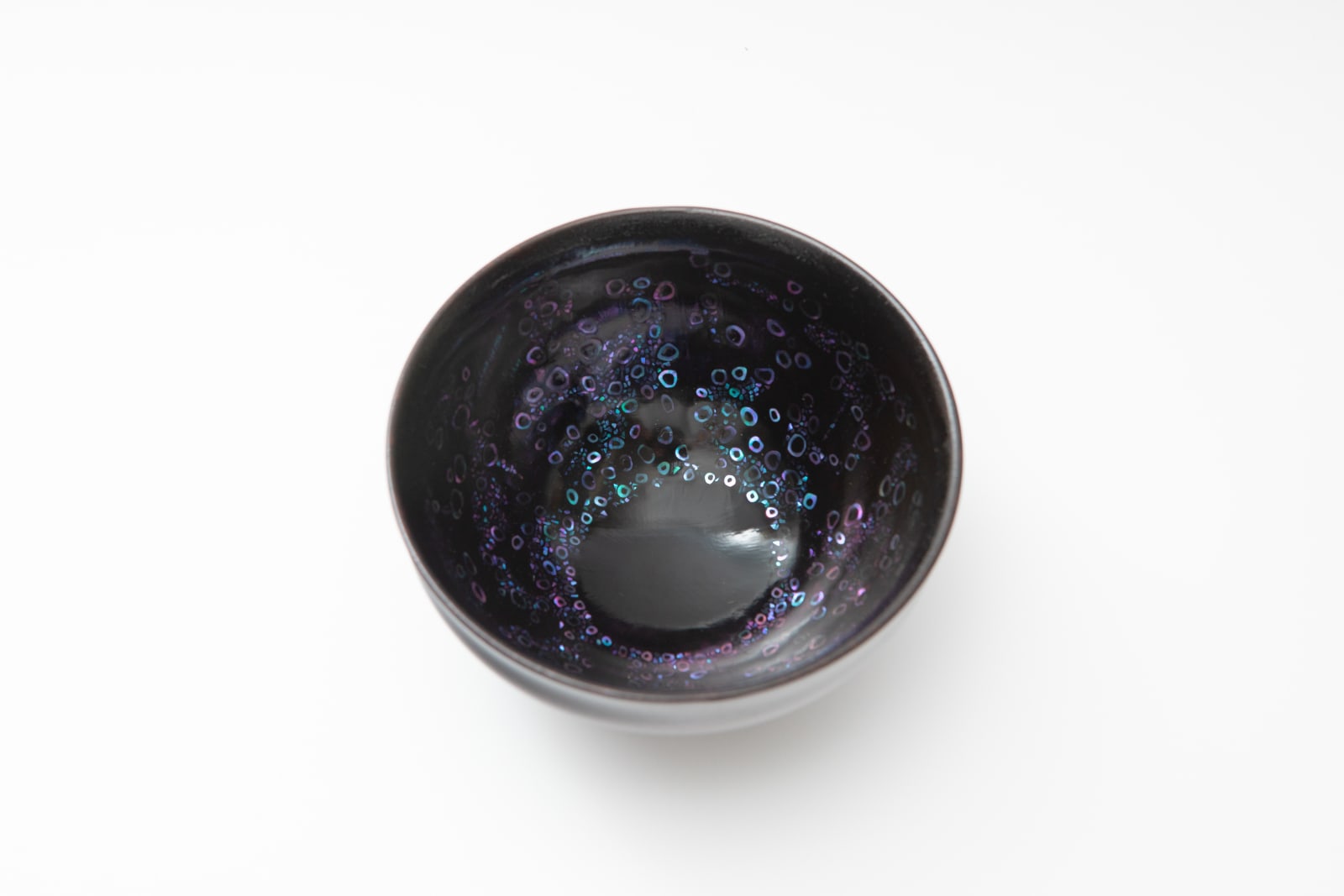 Hideyuki Fujisawa, 螺鈿曜変天杢茶椀 -Mother of Pearl Lacquer Tenmoku Tea Bowl