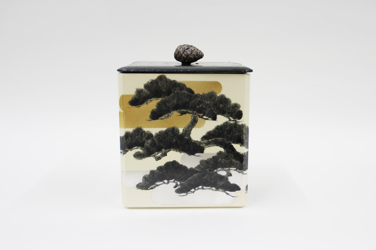 Ruri Takeuchi, 松の水指「千歳」 漆蓋：松崎修作 - Pine Water Jar 