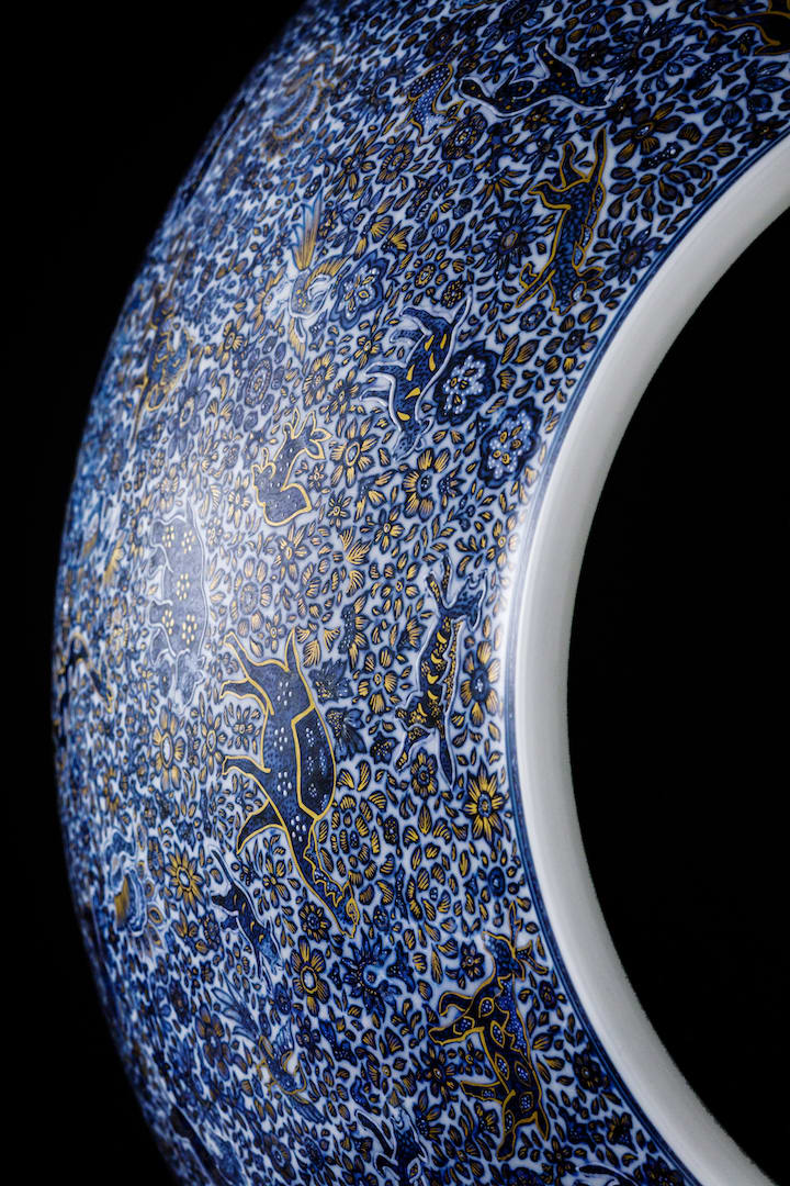 Yuki Hayama, Vase: Shinrabansho All of Creation