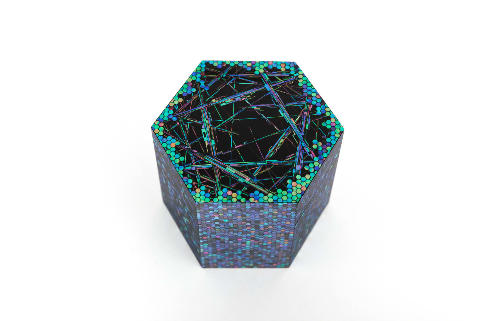Terumasa Ikeda, "Rutilus" Hexagonal Tea Caddy - 六角水晶窟棗, 2023