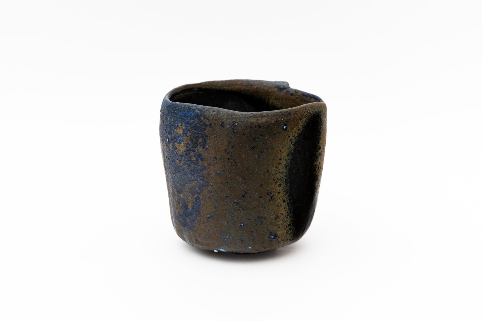 Hiroshi Goseki, Blue and Black Tea Bowl - 蒼変黒茶盌, 2022
