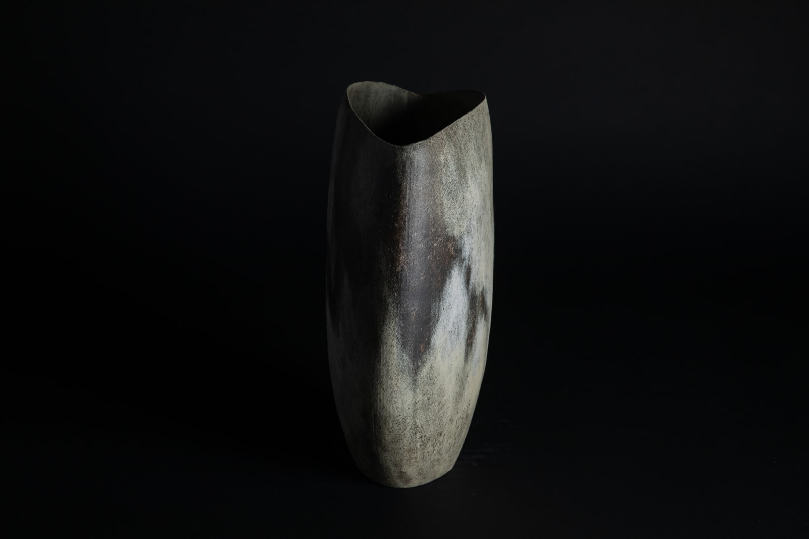 Mitsukuni Misaki, Color-Glazed Mud Vessel XVI - 彩泥器, 2023