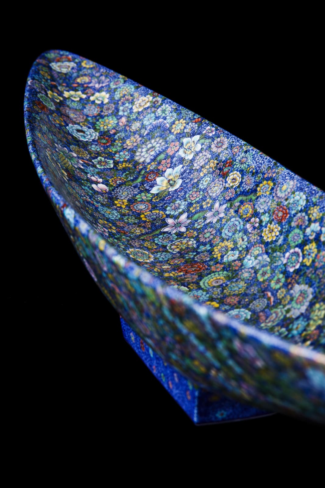 Yuki Hayama, Offering Bowl with Ten Thousand Flowers