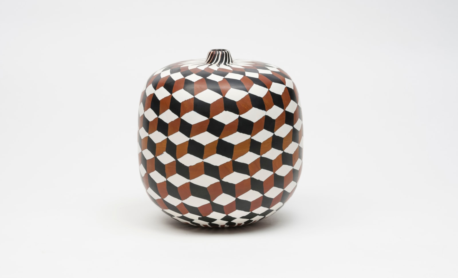 Massimo Micheluzzi, Mosaico Intarsio Vase, 2022