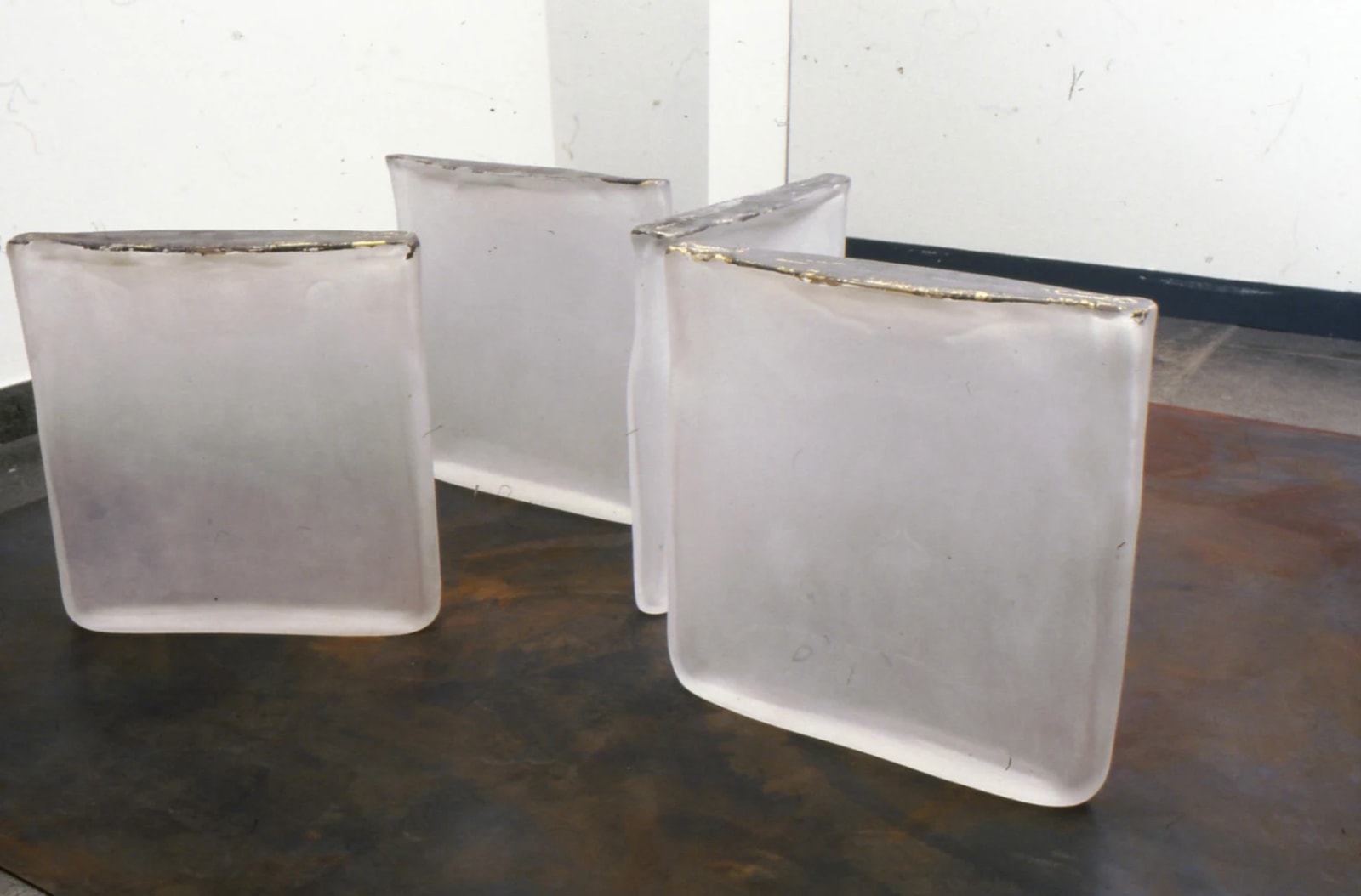 Aosta | Laura de Santillana | Ippodo Gallery | Murano Glass | Japan and Italy