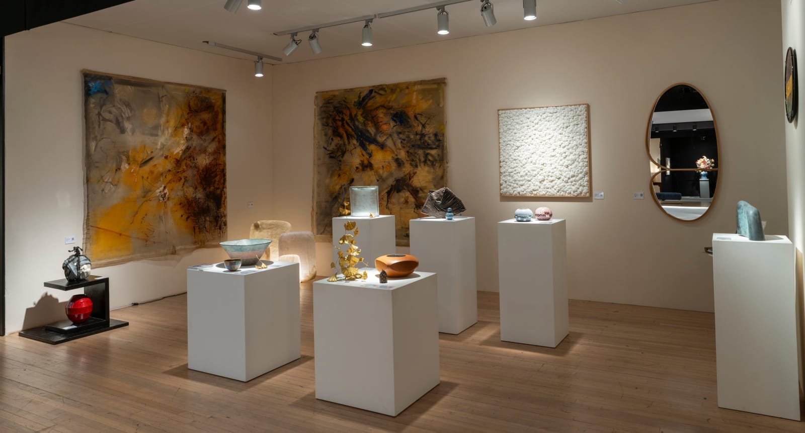 Masahiro Maeda, Overglaze Enamel Flower Vase 色絵洋彩花入, 2024