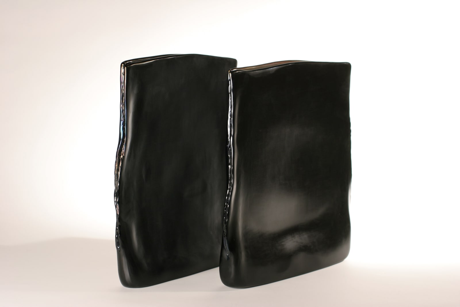 Laura de Santillana, Black cut - Black diptych