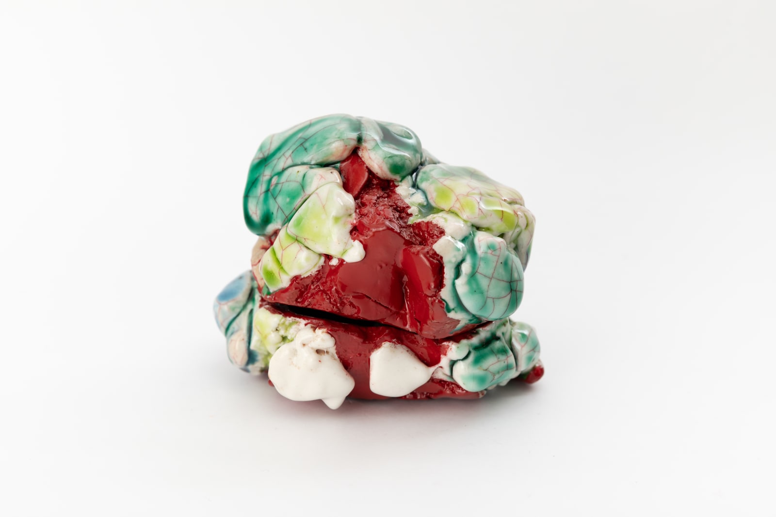 Kodai Ujiie, Oribe Lacquer Incense Container 織部漆朱塗香合, 2024