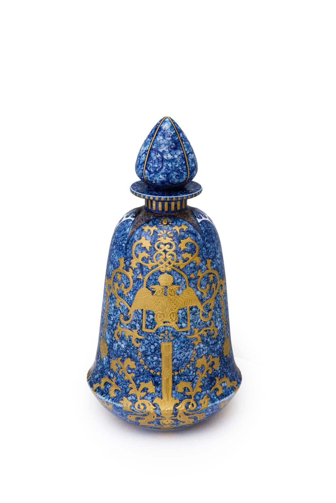 Yuki Hayama, Perfume Bottle: Imperial Gift of an Iznik Blue