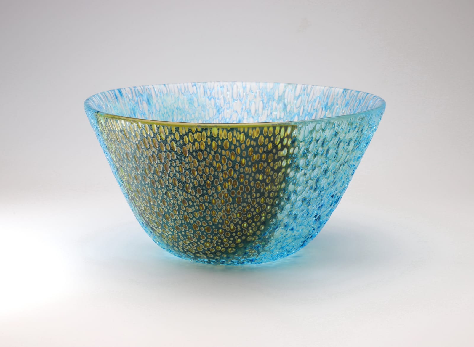 Midori Tsukada, Beginning to Blue, 2024
