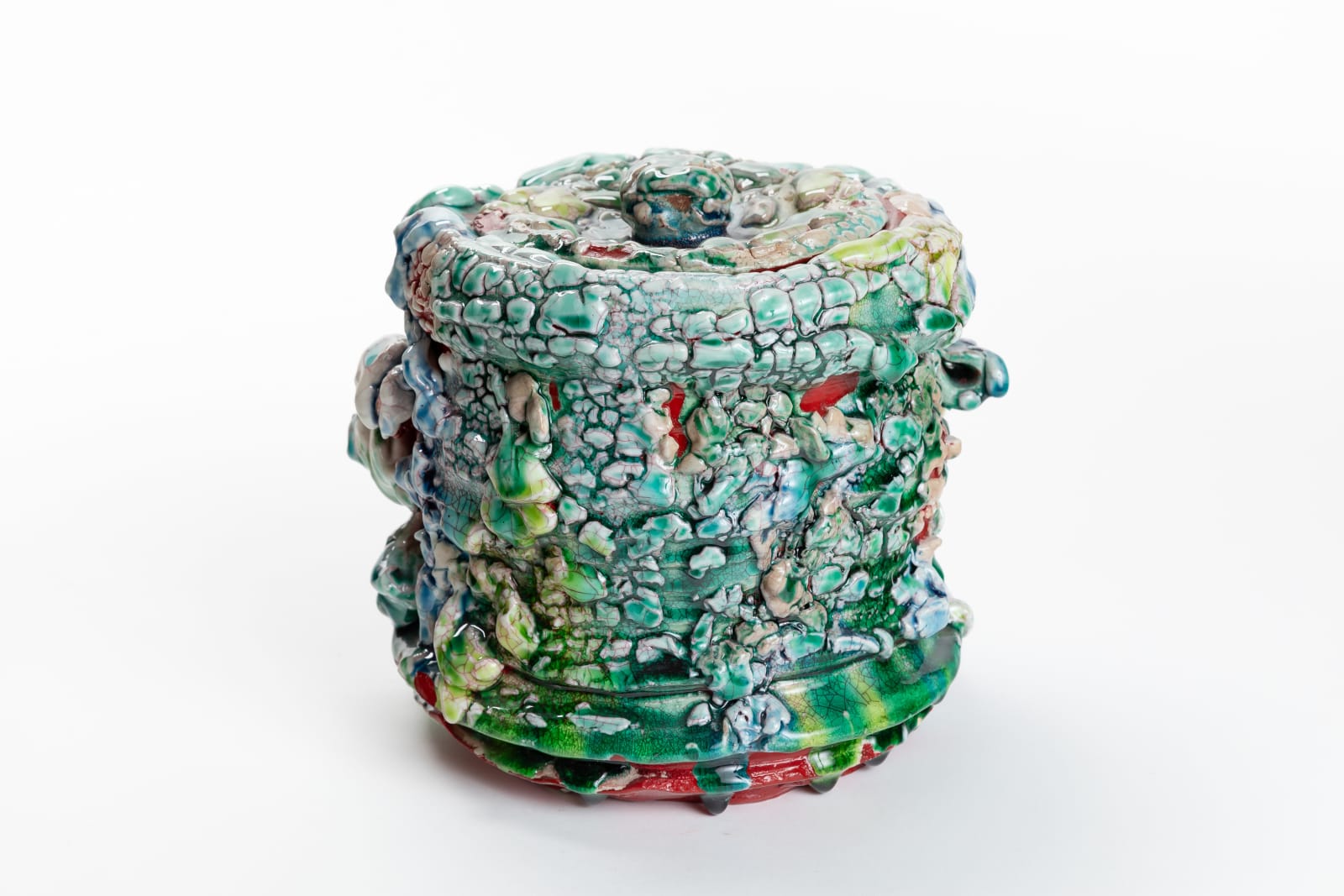 Kodai Ujiie, Oribe Lacquer White Glaze Water Jar 織部漆朱塗交白釉水指, 2024