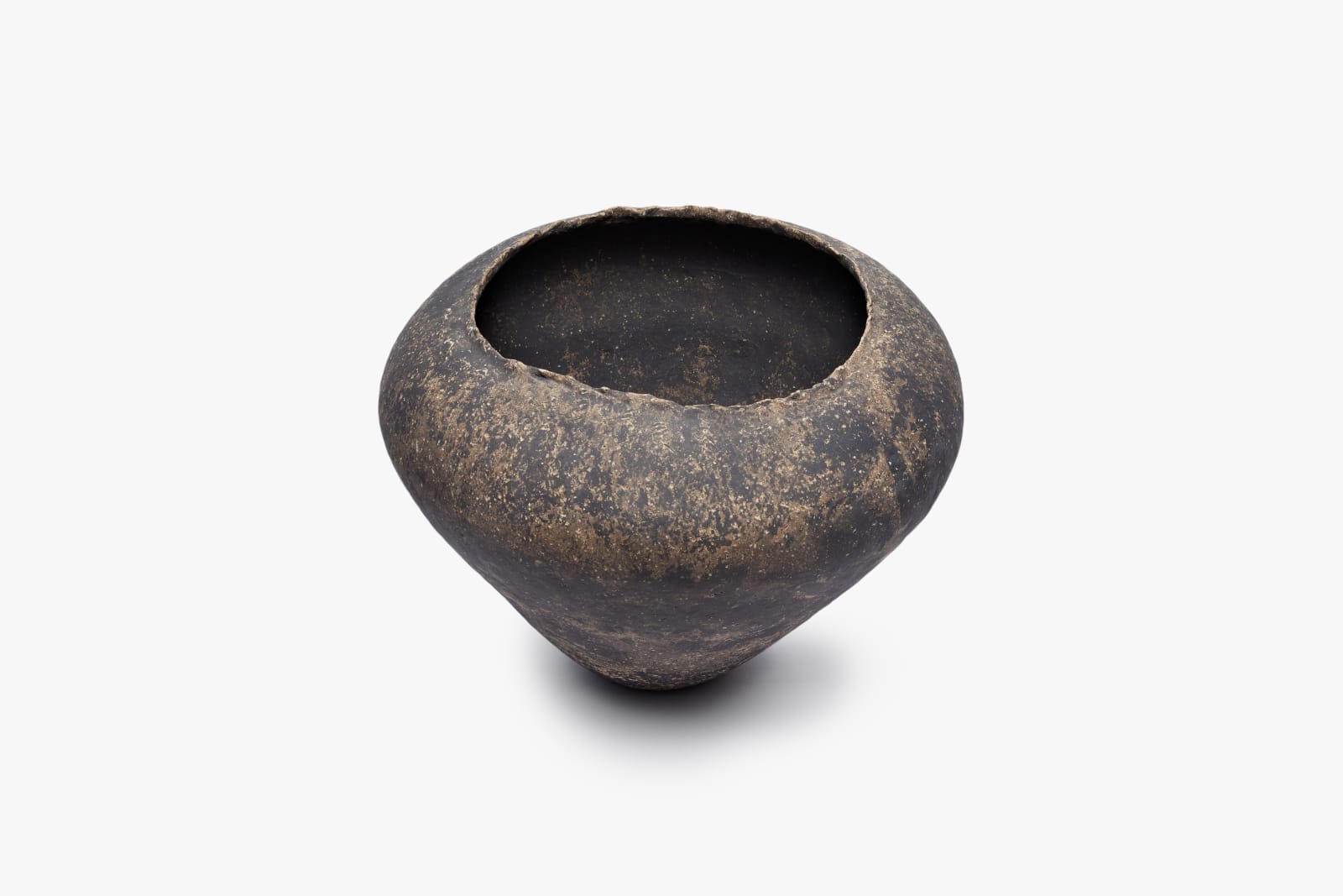 Wataru Myosyu, 'Genkoku' Black Jar 玄刻 壺, 2025 | Ippodo