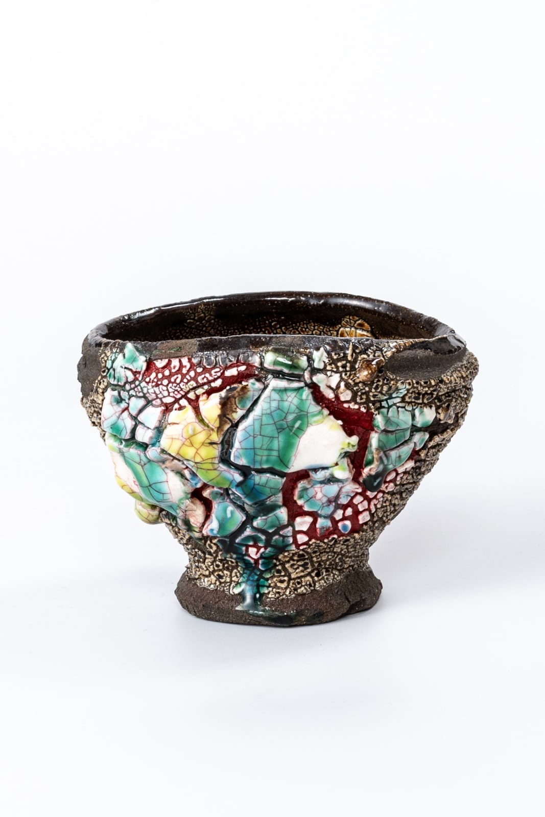 Kodai Ujiie, Hybrid of Karastu and Oribe Lacquer Tea Bowl, 2025