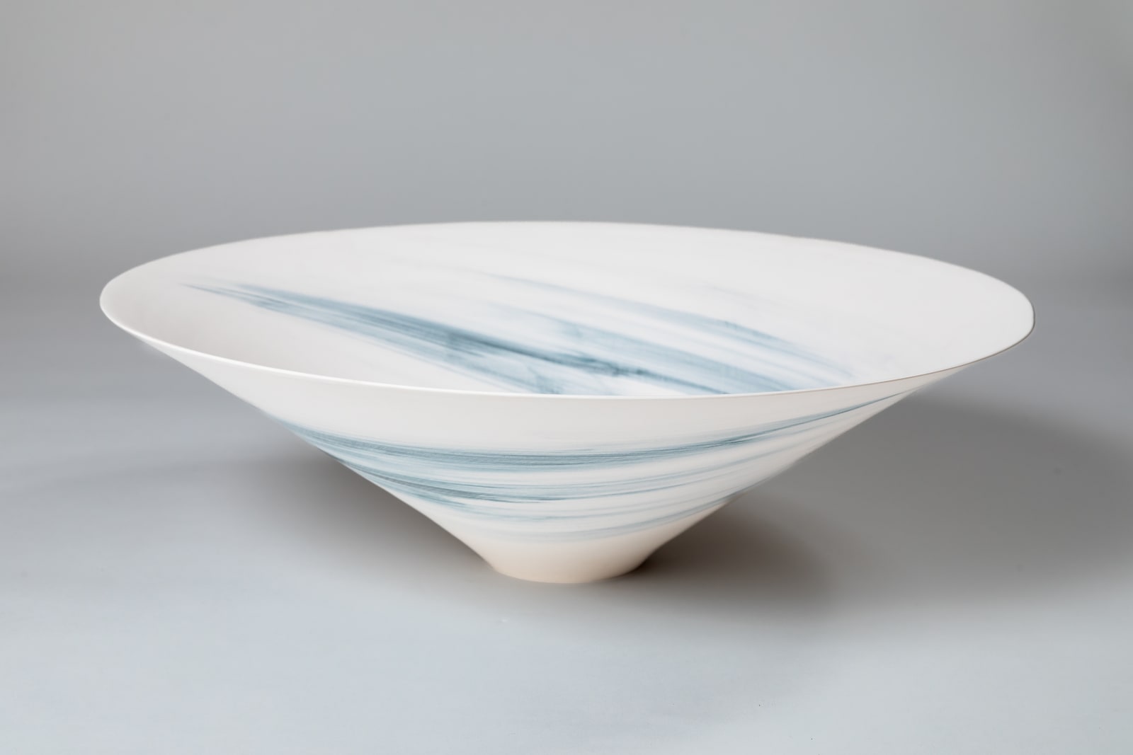 Nobuo Nishida, Blue Vessel 碧の器, 2024