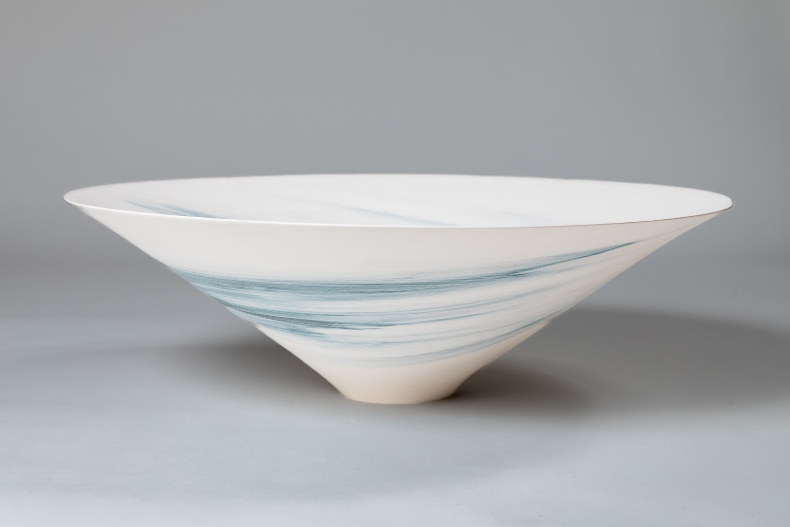 Nobuo Nishida, Blue Vessel 碧の器, 2024