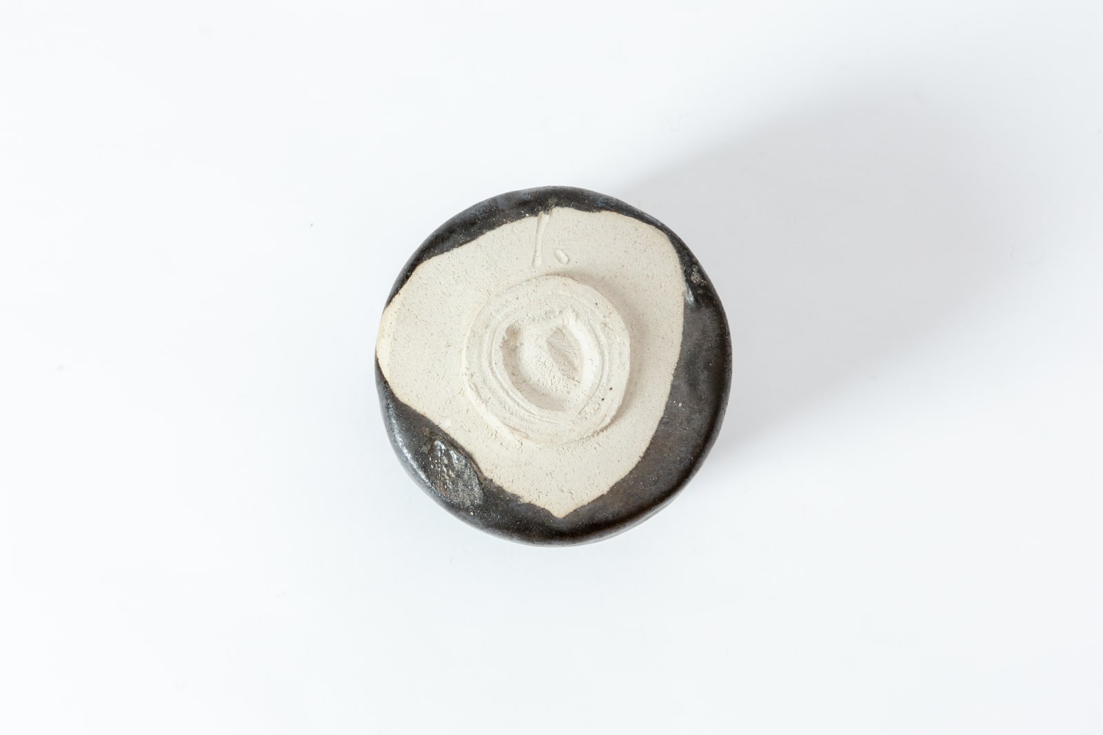 Kan Kishino, 瀬戸黒茶盌 Seto Black Tea Bowl