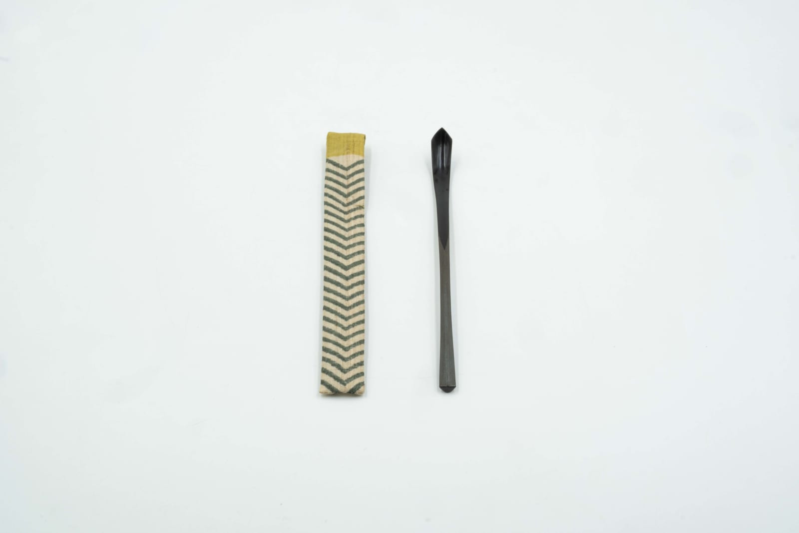 Jihei Murase, 銀彩面取茶杓（仕覆付） Silver-Edged Tea Scoop, 2022