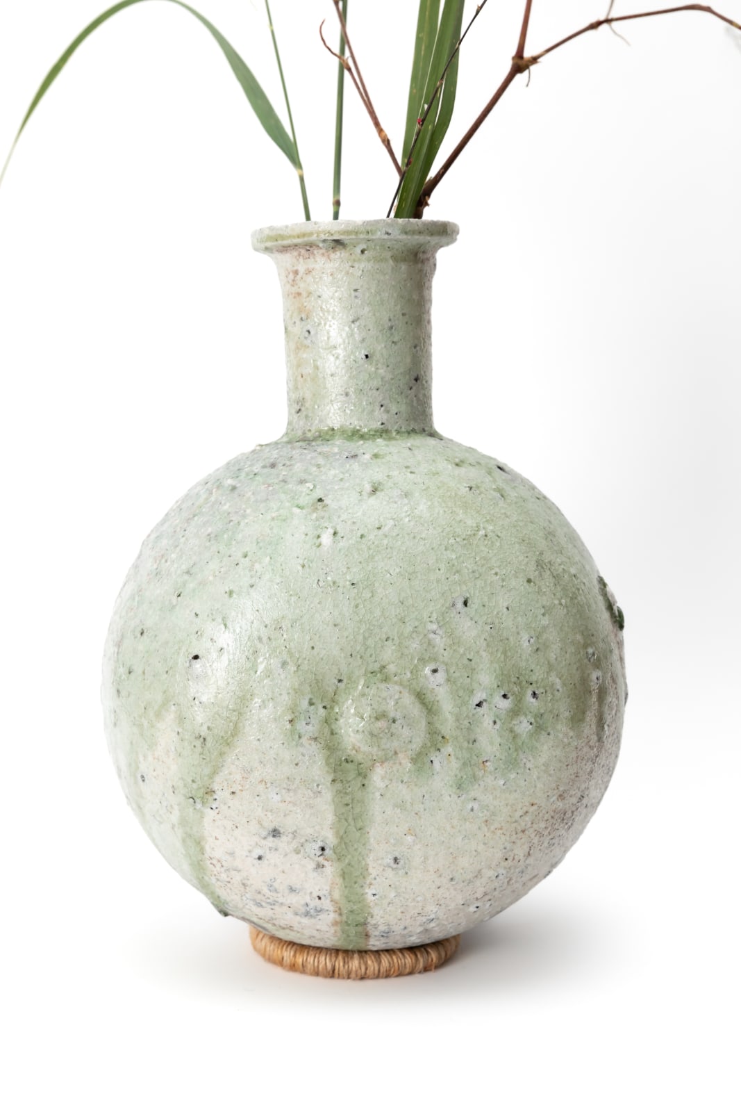 Yui Tsujimura, Natural Glaze Hanging Vase 自然釉提瓶, 2024
