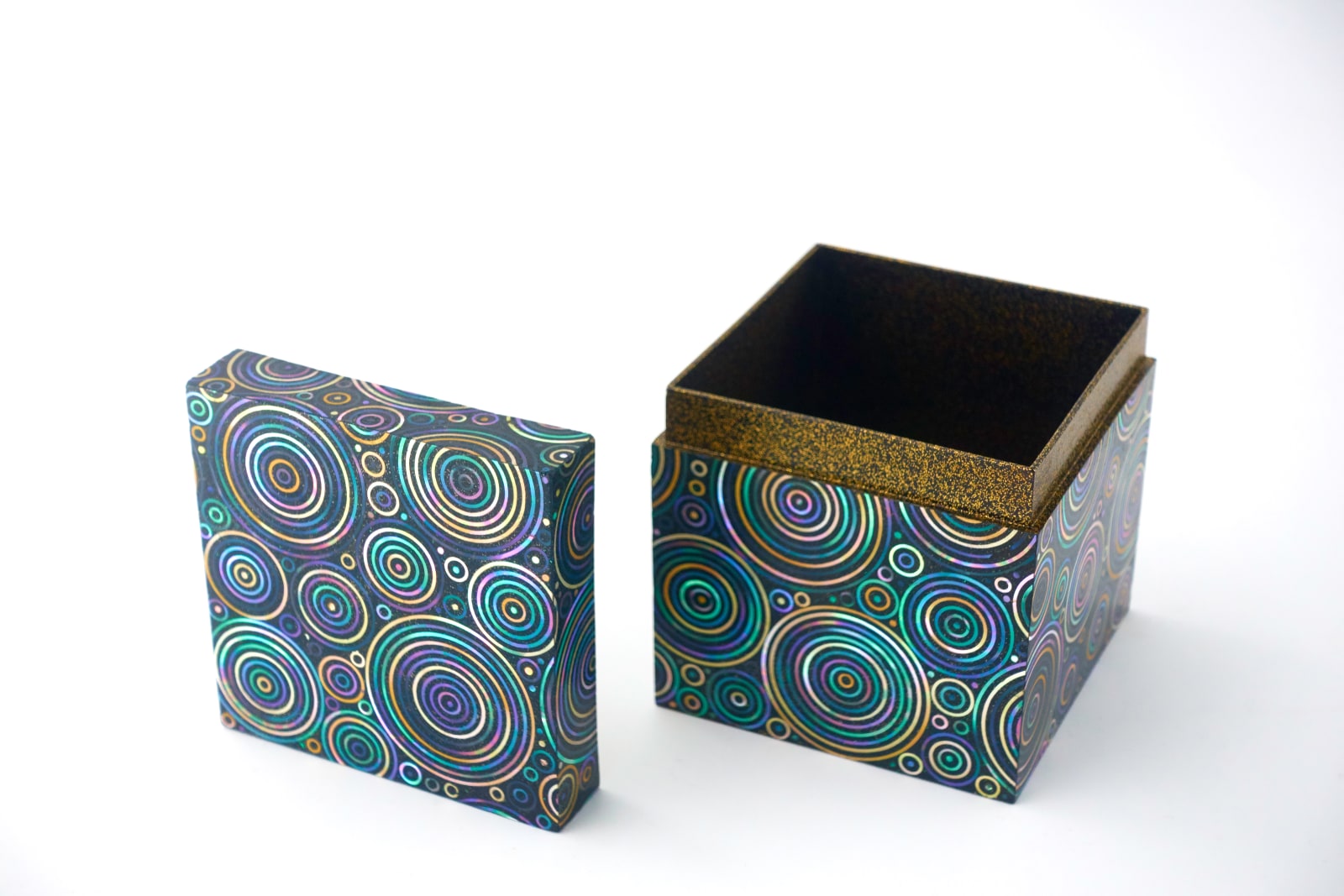 Shinya Yamamura, Circular Pattern Box, 2015
