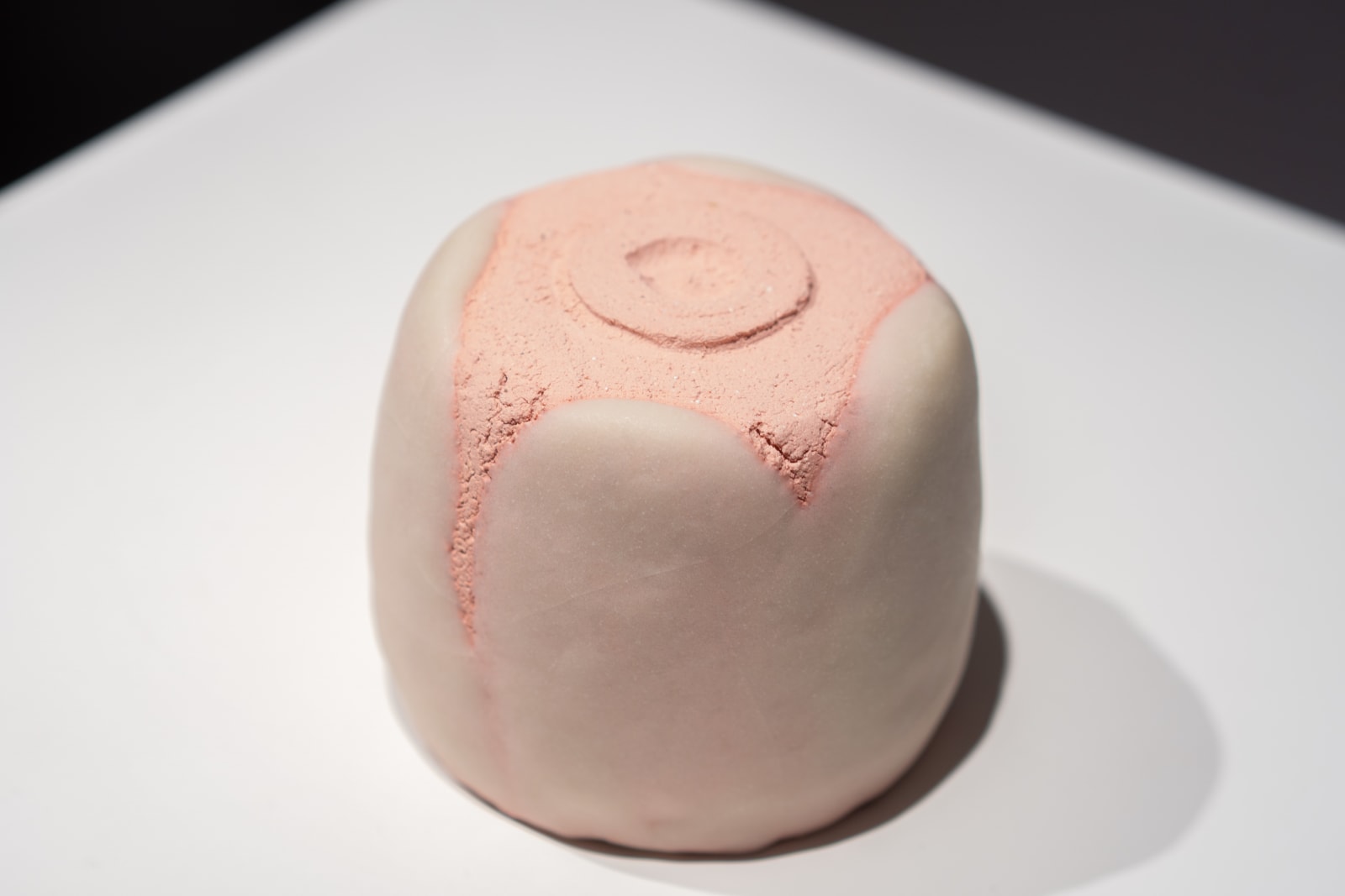Tomoyuki Hoshino, 茶碗 苺乳 - Strawberry Milk Tea Bowl, 2023