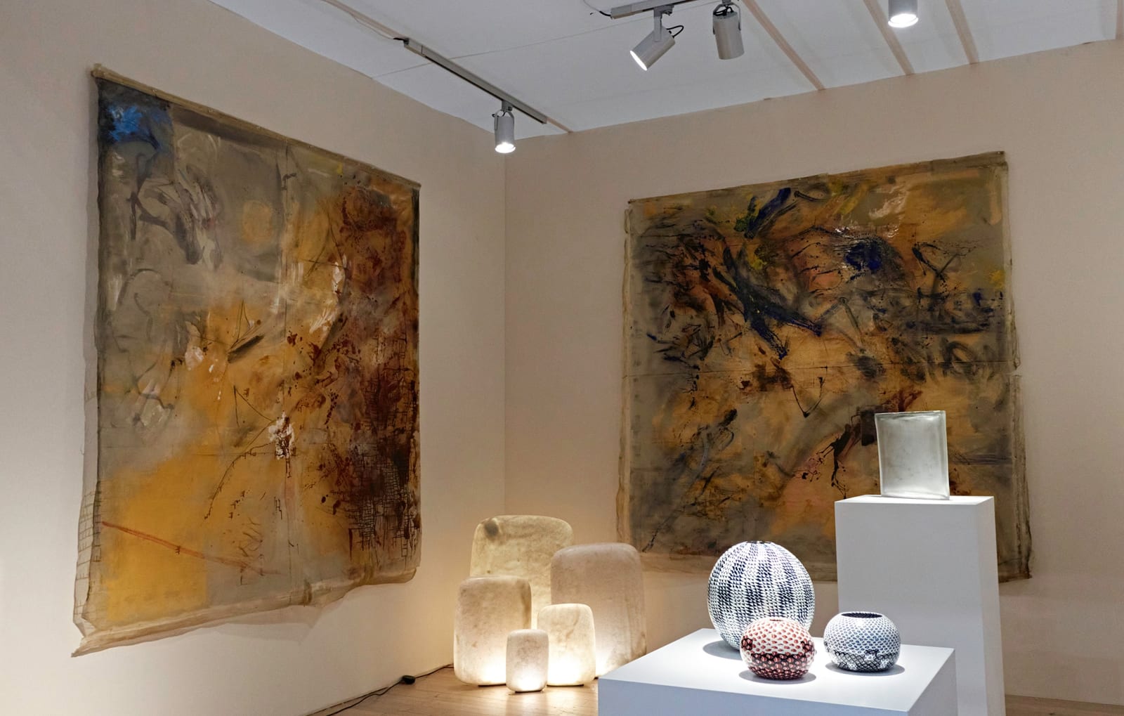 Glass Tablet | Laura de Santillana | Ippodo Gallery | Murano Glass | Japan and Italy