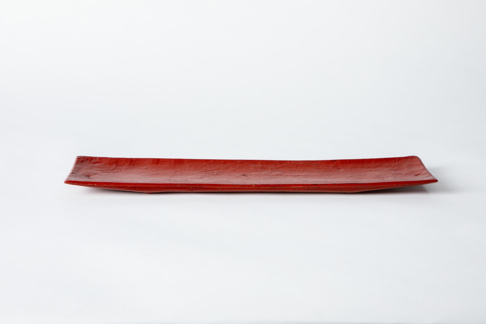 Tohru Matsuzaki, 朱漆足付長皿, 2019
