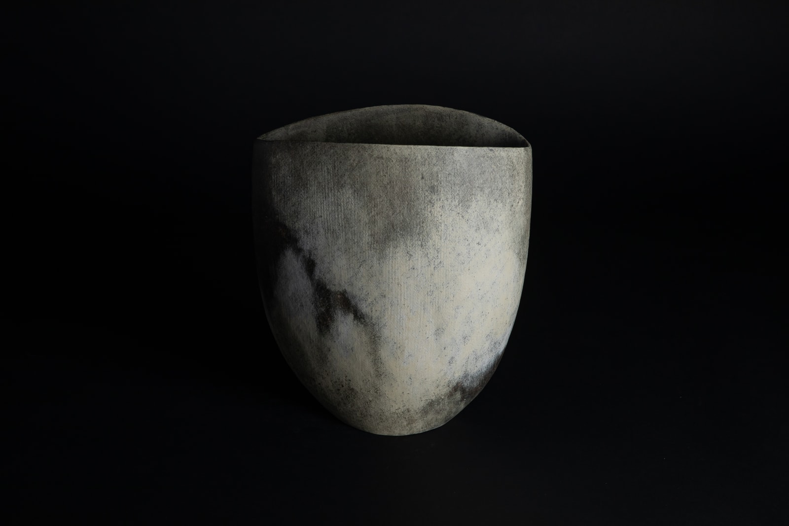 Mitsukuni Misaki, Color-Glazed Mud Vessel XVI - 彩泥器, 2023