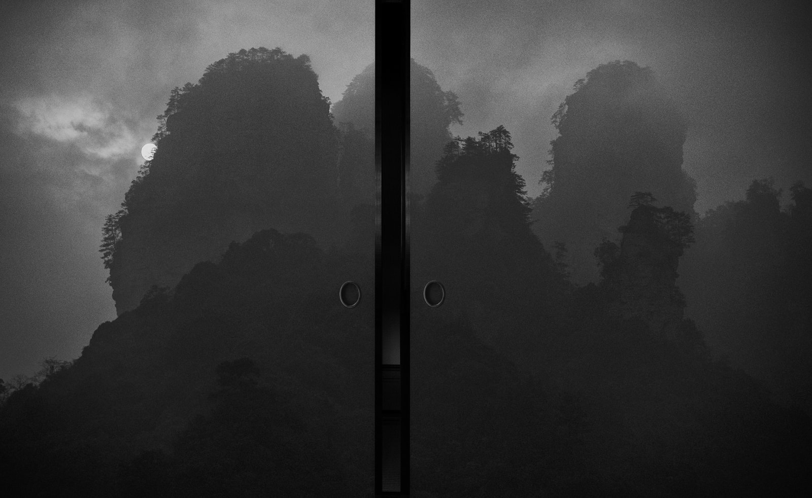 Kenji Wakasugi, Mountain and Moon , 2016