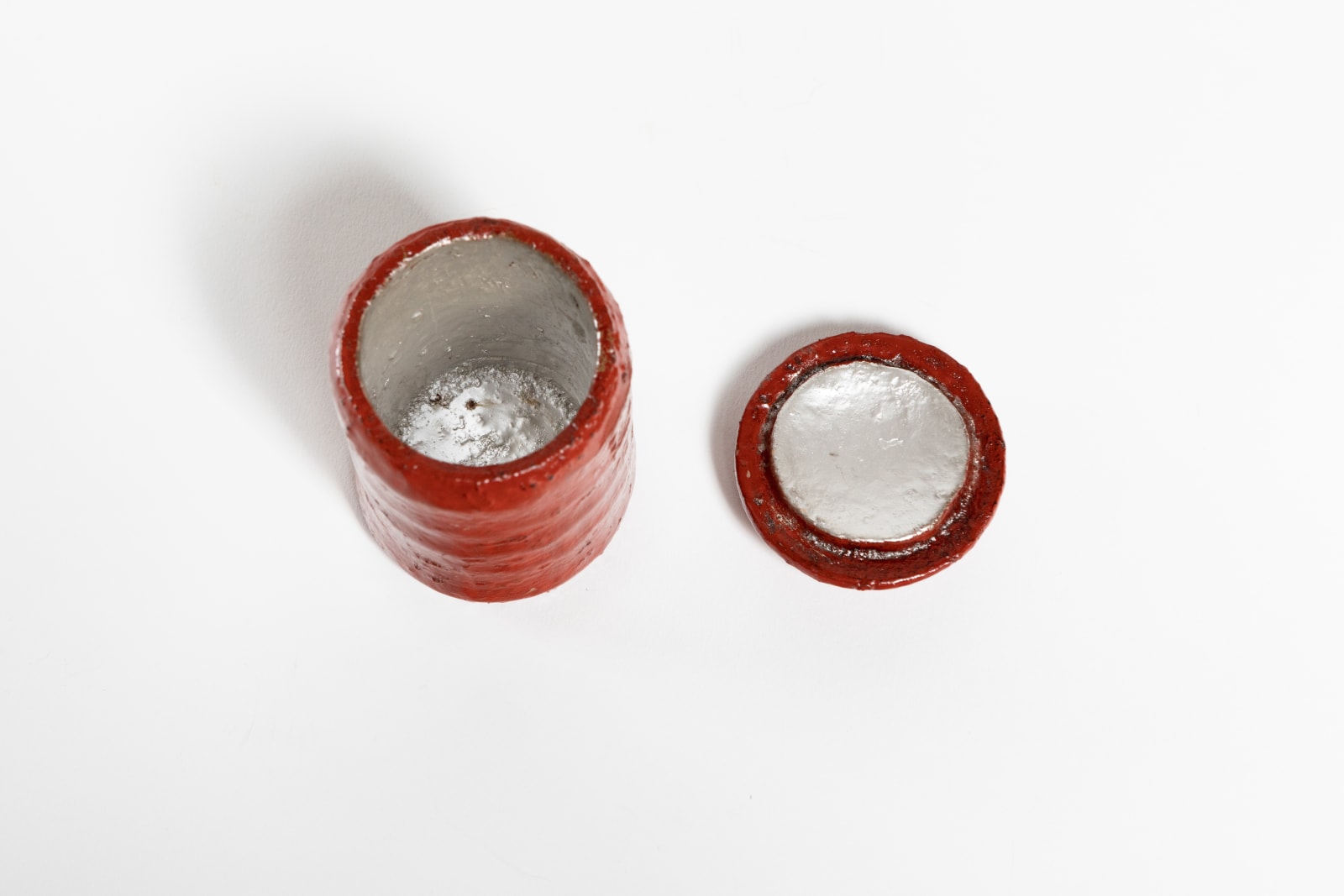 Tohru Matsuzaki, 朱漆茶器