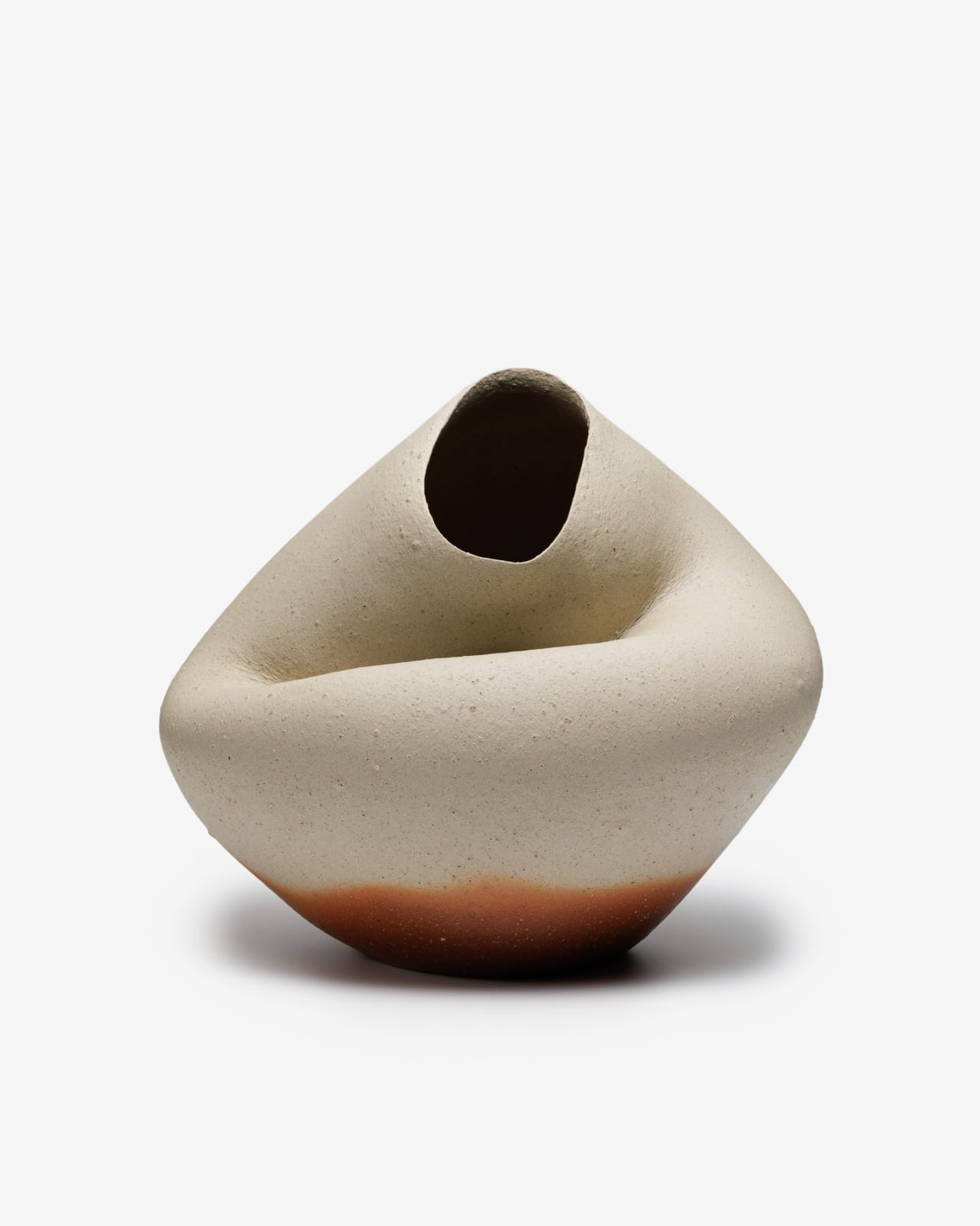 Yō 孕 | Koichiro Isezaki's Japanese ceramics | Ippodo Gallery Tokyo - New York