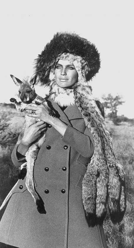 Franco Rubartelli, Veruschka, Baby Kangaroo, 1969