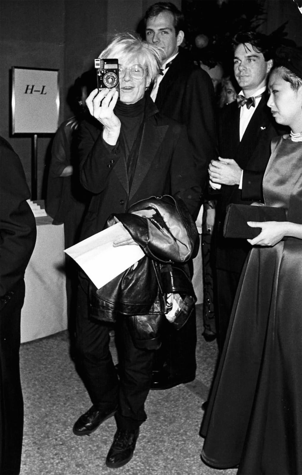 Ron Galella, Andy Warhol at Diana Vreeland´s annual Costume Exhibit, Metropolitan Museum of Art, New York City, December 9, 1985